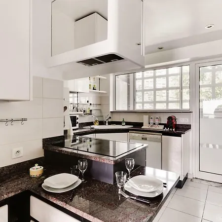 Superbe 3 Pieces Avec Vue Mer Panoramique Et Piscine Apartment Cannes