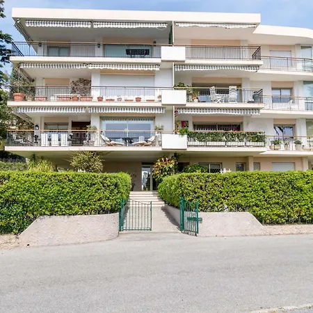 Superbe 3 Pieces Avec Vue Mer Panoramique Et Piscine