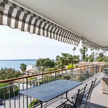 Superbe 3 Pieces Avec Vue Mer Panoramique Et Piscine